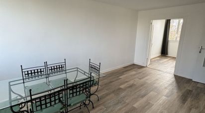 Apartment 2 rooms of 54 m² in Noisy-le-Grand (93160)