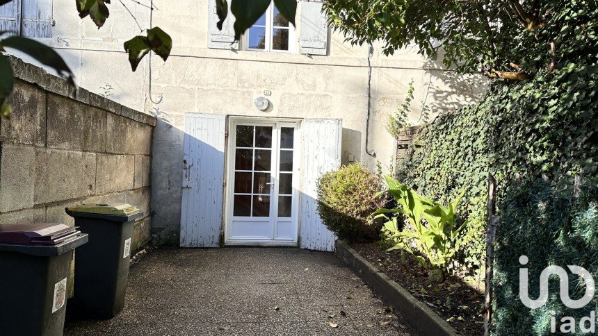 Town house 3 rooms of 52 m² in Cognac (16100)