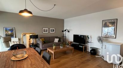 Apartment 2 rooms of 57 m² in Bruges (33520)