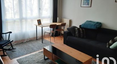 Appartement 1 pièce de 27 m² à Saint-Denis (93200)