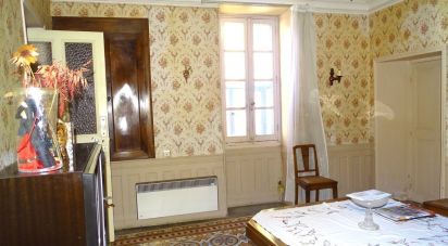 House 8 rooms of 238 m² in Cabrières (30210)