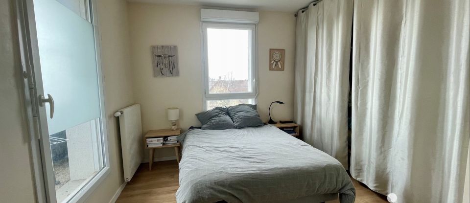 Apartment 3 rooms of 64 m² in Sainte-Geneviève-des-Bois (91700)