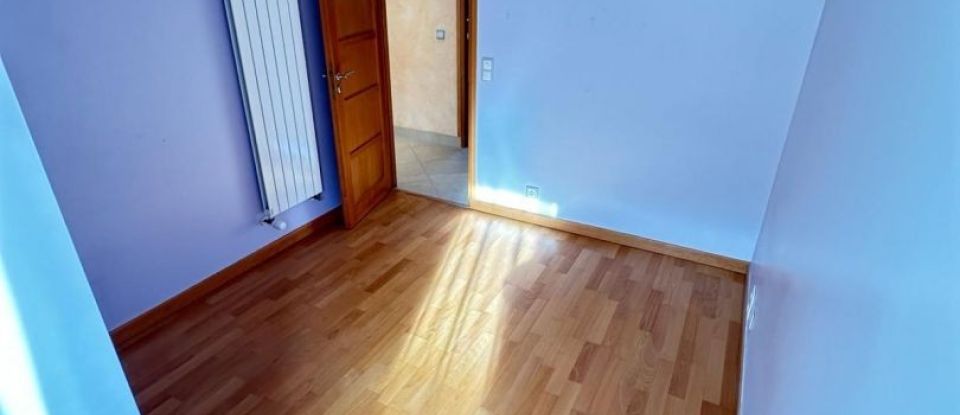 House 4 rooms of 130 m² in Noisy-le-Sec (93130)