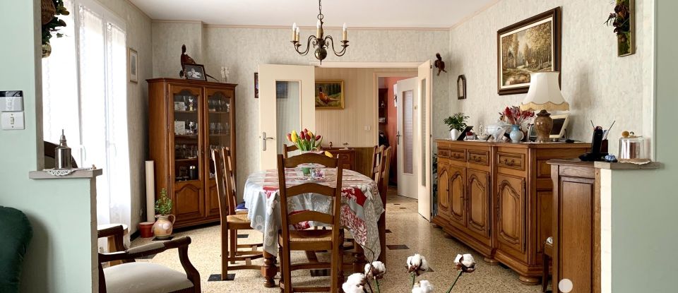 Maison traditionnelle 4 pièces de 98 m² à Olivet (45160)