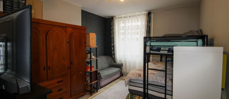 Appartement 5 pièces de 105 m² à Saint-Étienne (42000)