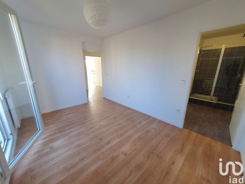 Apartment 5 rooms of 84 m² in Meaux (77100)