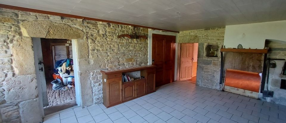Maison 4 pièces de 113 m² à Thoiria (39130)