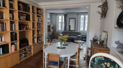 Maison 7 pièces de 200 m² à Libourne (33500)