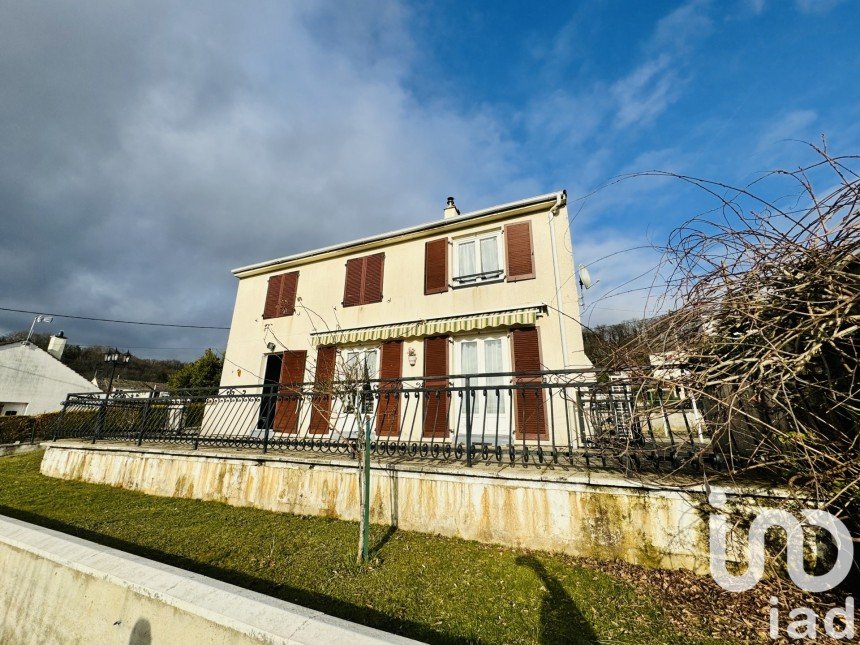 House 6 rooms of 111 m² in Béthisy-Saint-Pierre (60320)