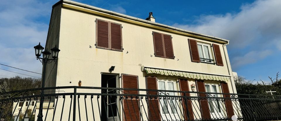 Maison 6 pièces de 111 m² à Béthisy-Saint-Pierre (60320)