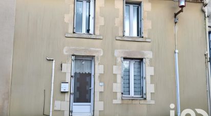 Maison de ville 4 pièces de 114 m² à Saint-Martin-des-Noyers (85140)