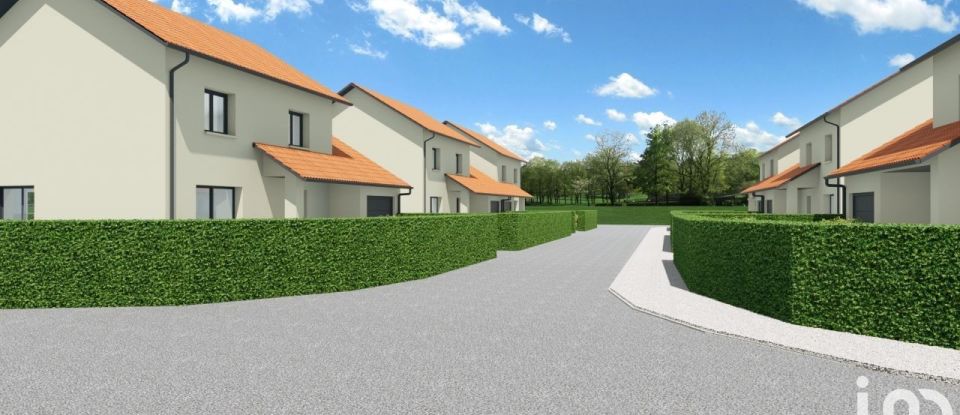 Land of 500 m² in Chazey-Bons (01300)