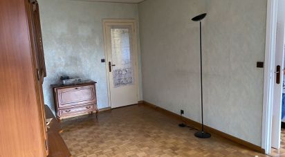 Apartment 4 rooms of 77 m² in Saint-Priest (69800)