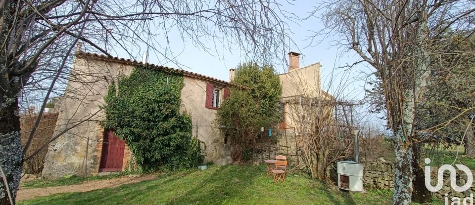 Country house 9 rooms of 174 m² in Saint-Trinit (84390)
