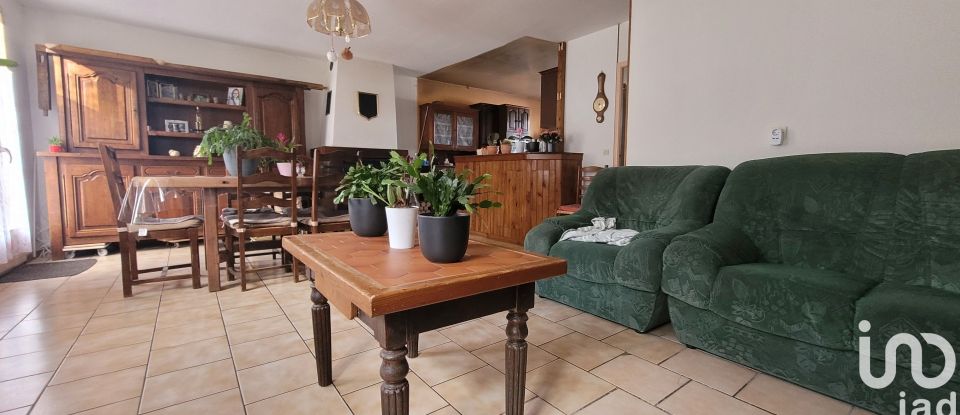 Maison traditionnelle 7 pièces de 114 m² à Béthisy-Saint-Pierre (60320)