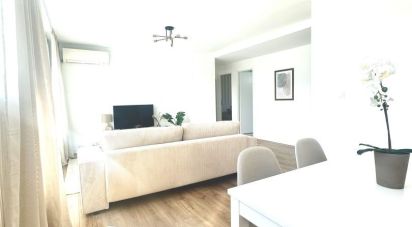 Apartment 3 rooms of 69 m² in Meylan (38240)