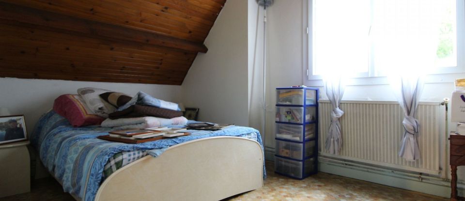 House 5 rooms of 110 m² in Bazoches-sur-le-Betz (45210)
