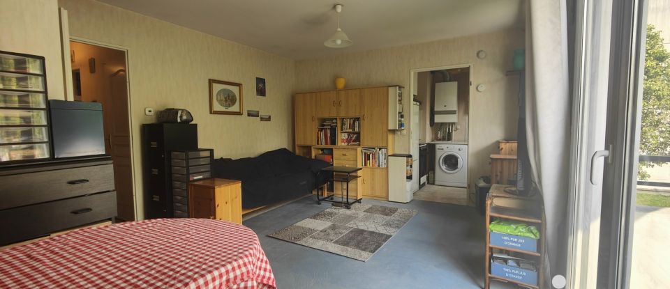 Apartment 2 rooms of 43 m² in Nanterre (92000)
