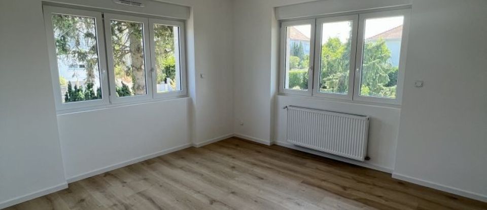 House 6 rooms of 119 m² in Riedisheim (68400)