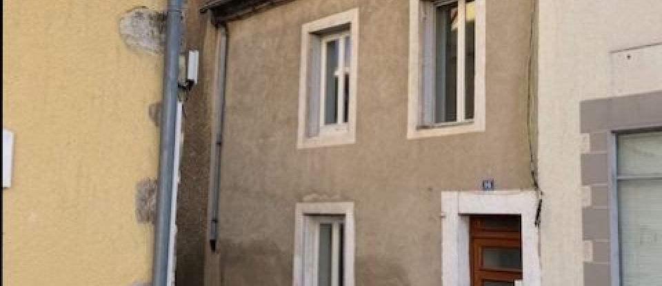 Maison 6 pièces de 104 m² à Évaux-les-Bains (23110)