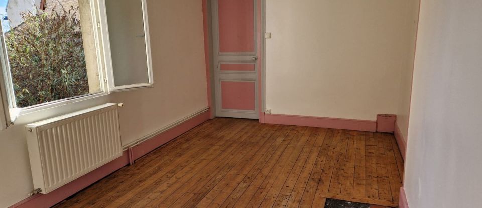 Maison 6 pièces de 104 m² à Évaux-les-Bains (23110)
