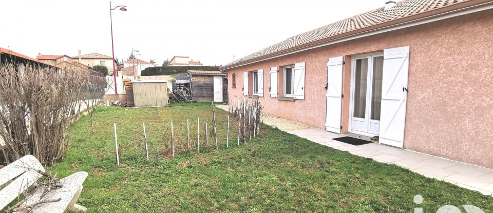 Traditional house 5 rooms of 92 m² in Davézieux (07430)