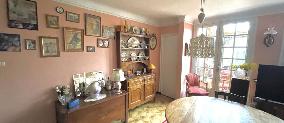Traditional house 5 rooms of 120 m² in Brunoy (91800)