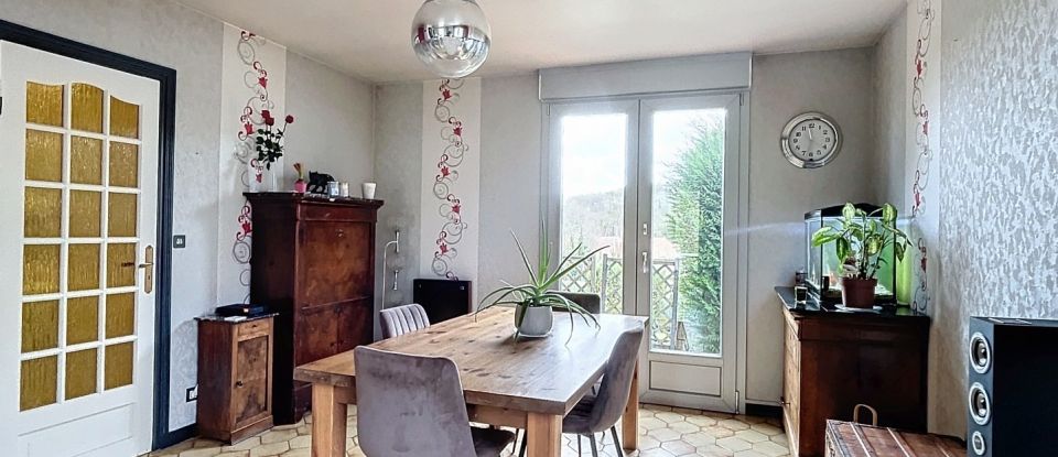 House 6 rooms of 151 m² in Saint-Martin-d'Ablois (51530)