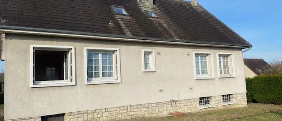House 8 rooms of 180 m² in Couloisy (60350)