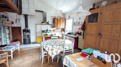 Country house 3 rooms of 95 m² in Glun (07300)