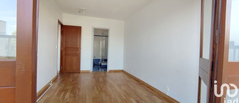 Appartement 4 pièces de 72 m² à LE CHESNAY-ROCQUENCOURT (78150)