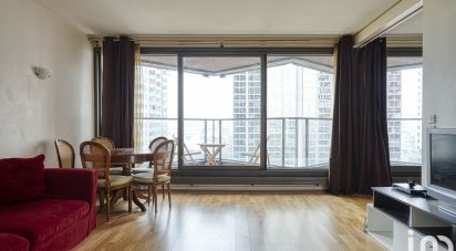 Apartment 2 rooms of 70 m² in Paris (75015)