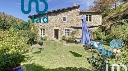Traditional house 8 rooms of 244 m² in Malleval (42520)