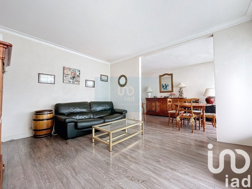 Appartement 2 pièces de 68 m² à Rosny-sous-Bois (93110)