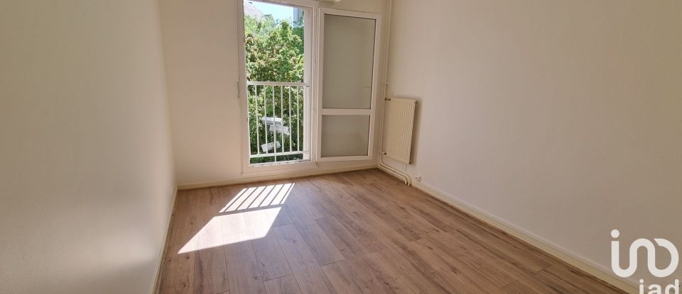 Apartment 3 rooms of 71 m² in Le Mée-sur-Seine (77350)