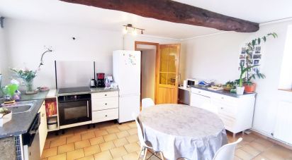 Country house 5 rooms of 140 m² in Gacé (61230)