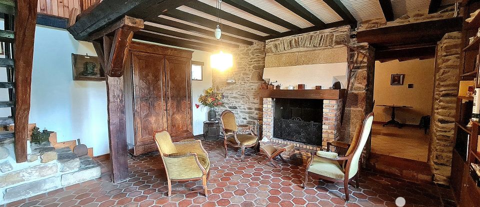 Country house 8 rooms of 169 m² in Chevaigné-du-Maine (53250)