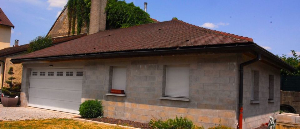 House 10 rooms of 319 m² in Audincourt (25400)