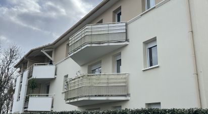 Apartment 2 rooms of 40 m² in Bègles (33130)