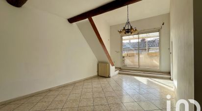 Village house 6 rooms of 141 m² in Auriol (13390)