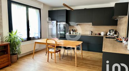 Apartment 3 rooms of 85 m² in Lorient (56100)