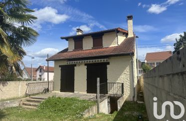 Maison 5 pièces de 90 m² à Saintry-sur-Seine (91250)