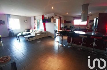 Traditional house 6 rooms of 123 m² in La Roche-sur-Yon (85000)