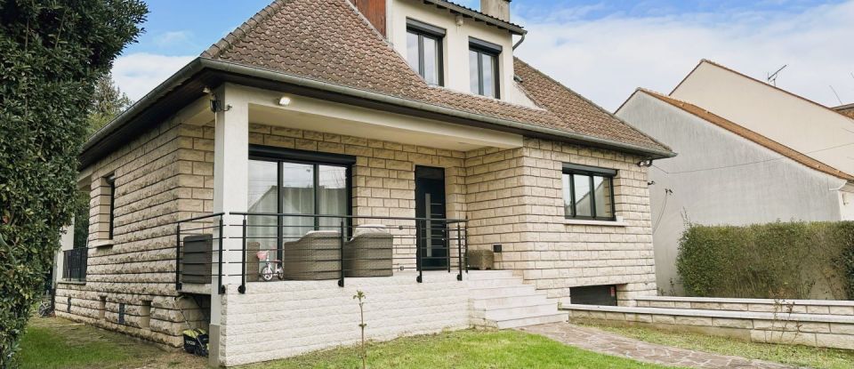 Maison 6 pièces de 176 m² à Deuil-la-Barre (95170)