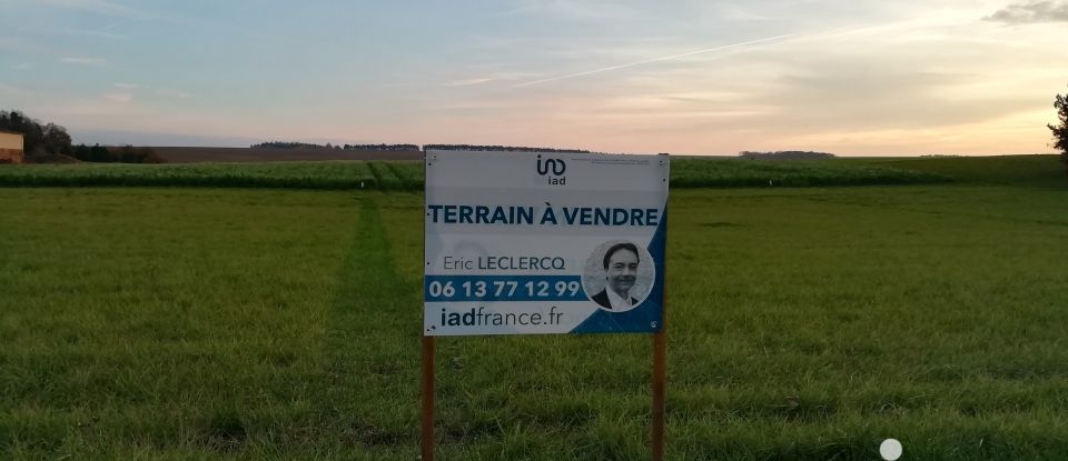 Land of 1,172 m² in Poix (51460)