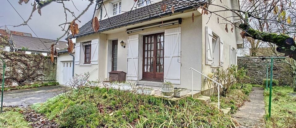 House 5 rooms of 113 m² in Faremoutiers (77515)