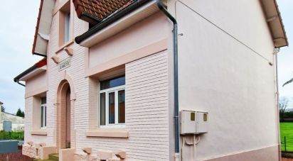 House 8 rooms of 114 m² in Saint-Pol-sur-Ternoise (62130)