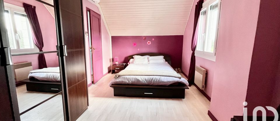 Longere 5 rooms of 128 m² in SAINT-MATHURIN-SUR-LOIRE (49250)