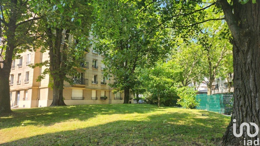 Apartment 4 rooms of 76 m² in Paris (75020)