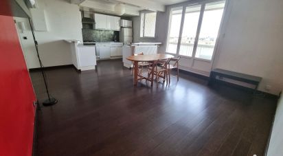 Apartment 3 rooms of 64 m² in Chilly-Mazarin (91380)